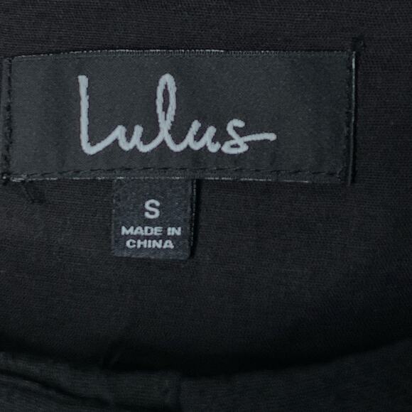 NEW Lulus Sweet as Ever Black Crop Top Tank Button Size Small - Picture 4 of 6